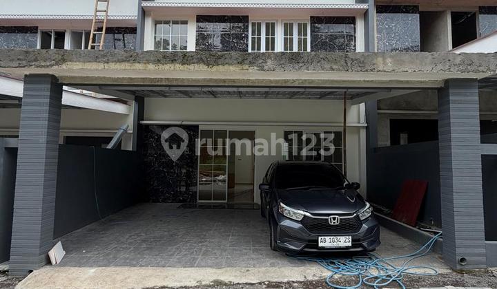 Rumah Mewah Kontemporer Modern 2 Lantai Dalam Perumahan di Jalan Kaliurang Km 13 Ngemplak Sleman Dekat Pasar Jangkang 2