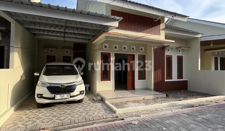 New Cluster 13 Unit!rumah Baru Minimalis - Harga Ekonomis Tata Ruang Lega Nyaman Di Purwomartani Dekat Candi Sambisari 1