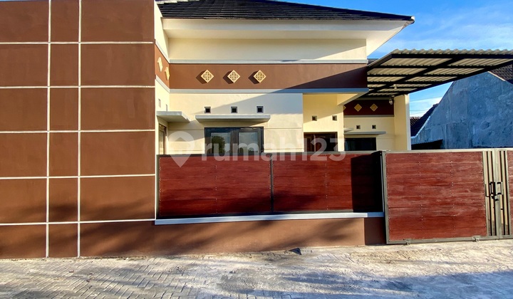 Rumah Baru Modern Sisa 2 Unit Dalam Cluster Mutiara Sewon 2 - Jalan Imogiri Barat Sewon Bantul