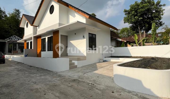 Rumah Baru Fresh Modern Scandinavian 2 Unit Di Jalan Kaliurang Km. 13 Sukoharjo Ngaglik Sleman Dekat Kampus Uii