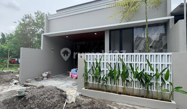 Rumah Baru Fresh Cantik Minimalis Modern - Open Space di Mlati Sleman Dekat Pasar Cebongan dan Polsek Mlati Rumah Baru Fresh Cantik Minimalis Modern - Open Space di Mlati Sleman Dekat Pasar Cebongan dan Polsek Mlati