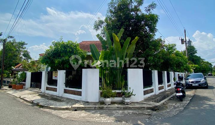 Rumah Mewah Full Furnish Hook Strategis Sangat Terawat Dan Rapi Di Dekat Pusat Kota Jogja Dan Alun Alun Selatan 2