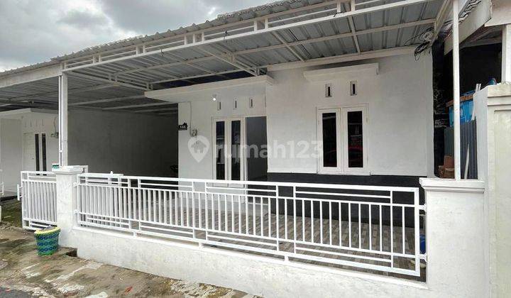 Rumah Putih Minimalis - Harga Murah Banget Dalam Perumahan Di Jalan Kaliurang Km. 13 Ngemplak Dekat Sma N 2 Ngaglik 1