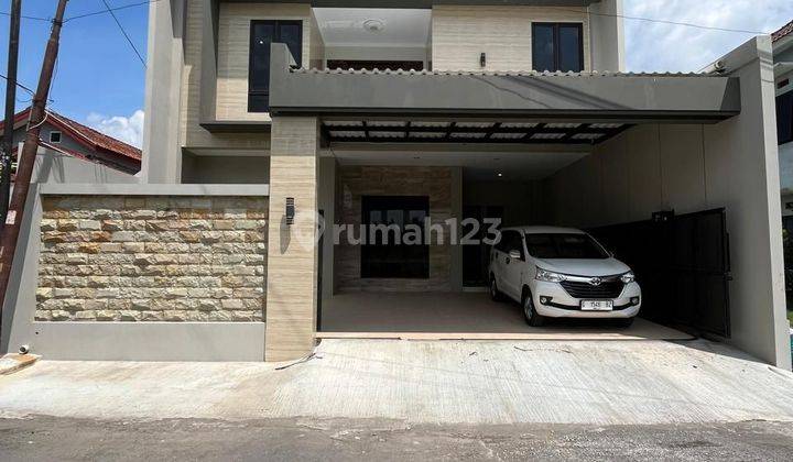 Rumah Mewah Premium 2 Lantai Hook Lokasi Strategis Di Maguwoharjo Depok Sleman Dekat Kampus Unriyo Tajem 1