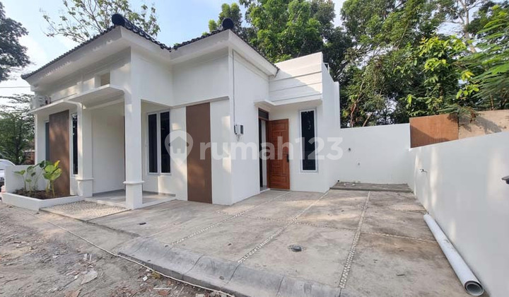 Rumah Baru Cantik Minimalis - Harga Ekonomis Dalam Cluster 9 Unit Samala Village Bangunjiwo Kasihan Bantul Dekat Kampus Umy 2
