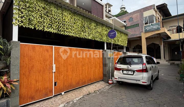 Kost Eklusif Mewah 2 Lantai Modern di Area Kawasan Kost Dekat Pakuwon Mall dan Kampus Upn