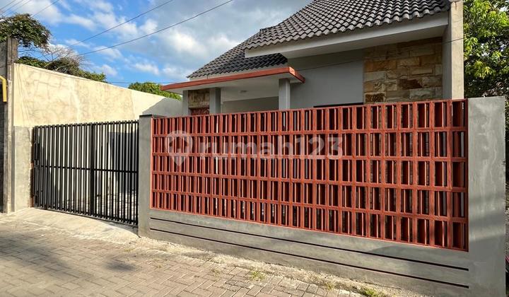 Rumah Baru Mewah - Tata Ruang Nyaman Harga Murah Di Wedomartani Ngemplak Sleman Dekat Jogjabay 