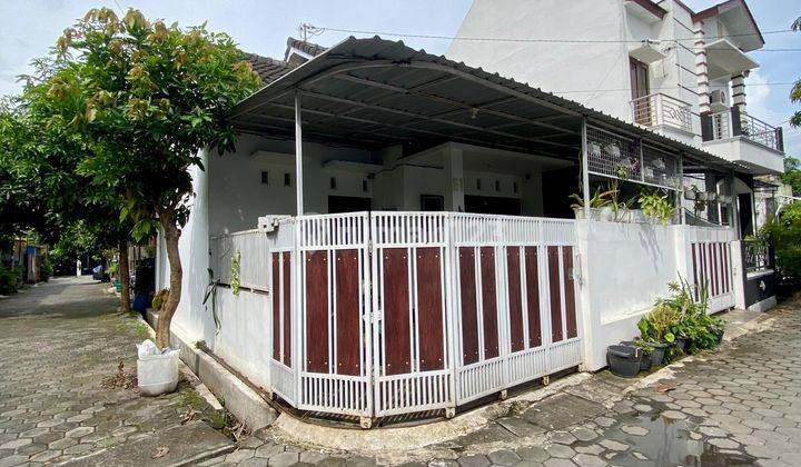 Rumah Cantik Hook Terawat Rapi Dalam Perumahan Security 24 Jam Di Potorono Banguntapan Bantul 1