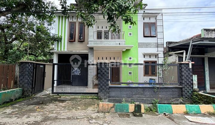 Kost Hijau 2 Lantai 25 Kamar di Potorono Banguntapan Bantul Dekat Kampus Surya Global dan Kampus Uad Terpadu Kost Hijau 2 Lantai 25 Kamar di Potorono Banguntapan Bantul Dekat Kampus Surya Global dan Kampus Uad Terpadu