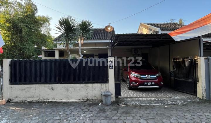Rumah Hook Luas Dalam Perumahan di Purwomartani Kalasan Sleman Dekat Swlayan Pamela 7