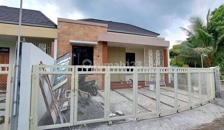 RUMAH BARU MINIMALIS MODERN HOOK DI JALAN KALIURANG KM. 12 NGAGLIK SLEMAN DEKAT PONDOK PANDANARAN 1