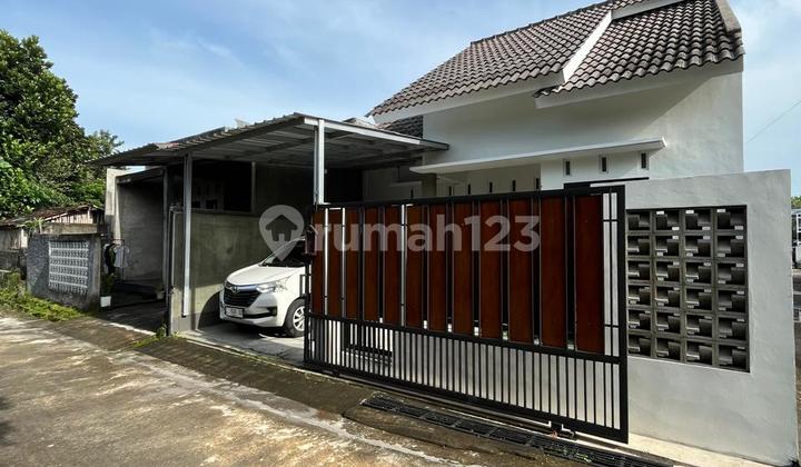 Beautiful Ready-to-Occupy Well-Maintained House on Jalan Kaliurang Km. 10 Taraman Ngaglik Sleman Near Pasar Gentan Beautiful Ready-to-Occupy Well-Maintained House on Jalan Kaliurang Km. 10 Taraman Ngaglik Sleman Near Pasar Gentan