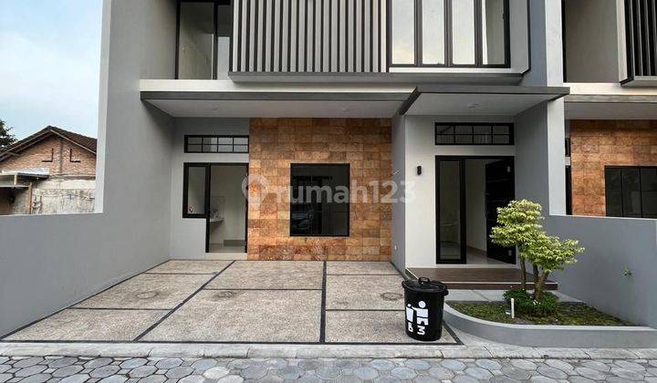 Rumah Baru Mewah 2 Lantai Istimewa Dalam Cluster 8 Unit Di Kadirojo Purwomartani Kalasan Sleman Dekat Candi Sambisari Dan Kampus Ukrim 1