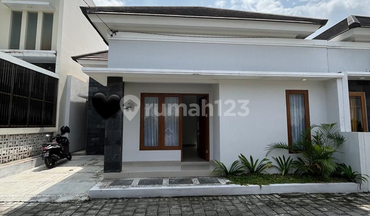 Rumah Baru Cantik Kekinian Dalam Cluster Rapi - Harga Murah Di Wedomartani Ngemplak Sleman Dekat Sd Model Dan Jogjabay