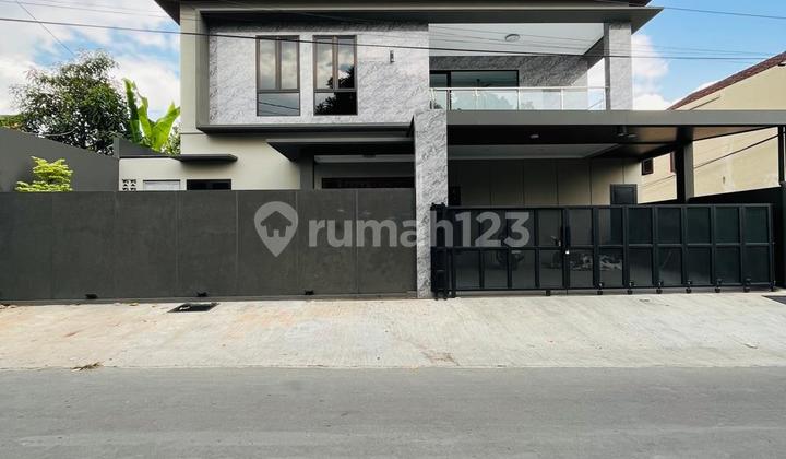 Rumah Mewah Dan Strategis Semi Furnished 2 Lantai Di Wedomartani Ngemplak Sleman Dekat Jogjabay Dan Kampus Upn