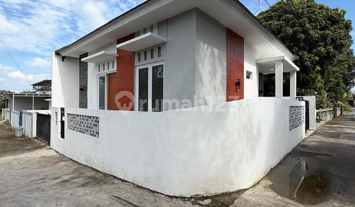 New Fresh Beautiful Minimalist House - Super Economical Price Hook in Tirtomartani Kalasan Sleman Near Sego Wiwit 2