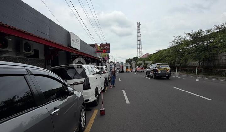 Rare Find‼️ Strategic Hotel Always Full in Pasar Kembang Near Tugu Station and Malioboro Complete with Management 2