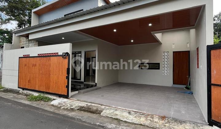 Rumah Mewah Nyaman Dengan Tata Ruang Fungsional Di Wedomartani Ngemplak Sleman Dekat Sd Model