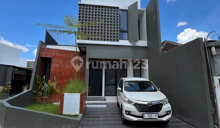 Rumah Cantik Modern Naturalis Estetik 2 Lantai Dekat Pasar Niten Jalan Bantul Dan Kampus Isi 2