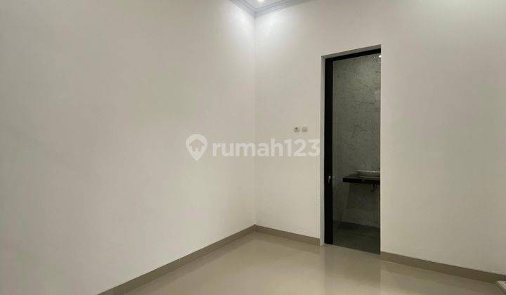 Rumah Mewah Klasik Modern Berkualitas Premium Dalam Mini Cluster 7 Unit Di Jalan Kaliurang Km 13 Sukoharjo Ngaglik Sleman 2