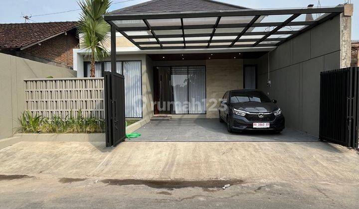 Rumah Modern Industrial Dengan Tanah Luas Dan Tata Ruang Lega Di Purwomartani Kalasan Sleman