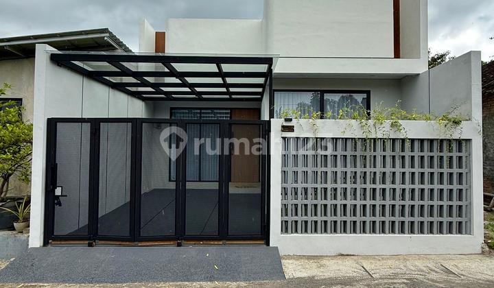 New Minimalist Modern Fully Furnished House in Baturetno Banguntapan Bantul Near the Kapanewon Office