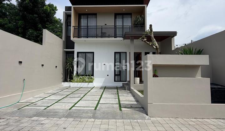 2 Lantai Termurah‼️Rumah Mewah 2 Lantai Kontemporer Modern Estetik - Furnished di Cokrogaten Ngemplak Sleman Dekat Pasar Jangkang 2