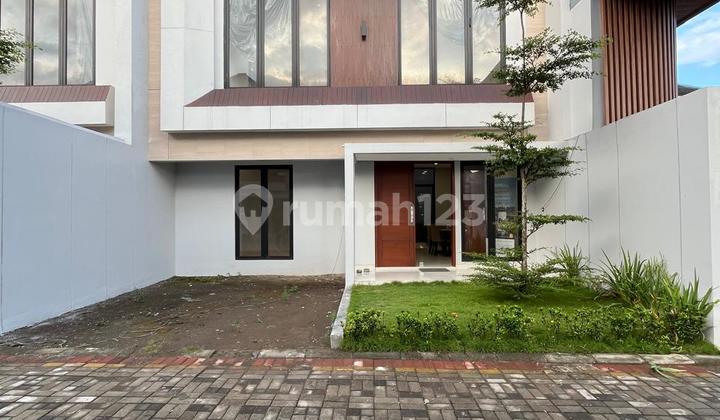 Rumah Mewah 2 Lantai Dalam Perumahan 15 Unit Dengan Security 24 Jam Di Condong Catur Depok Sleman Dekat Ke Kampus Ugm 1