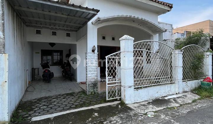 Charming Rice Field View House on Kaliurang Street Km. 11, Sukoharjo, Ngaglik, Sleman Charming Rice Field View House on Kaliurang Street Km. 11, Sukoharjo, Ngaglik, Sleman