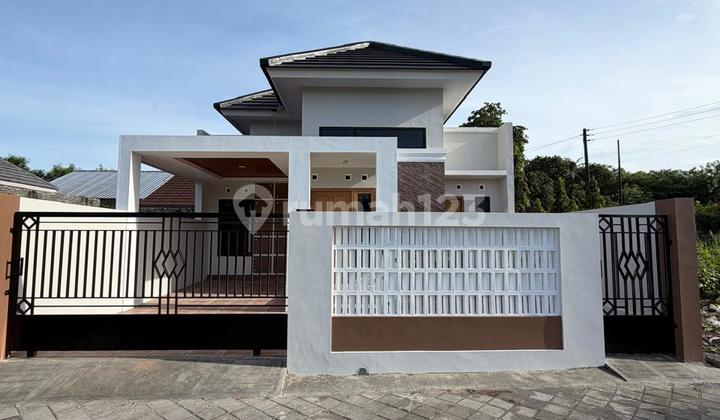 Super Cheap‼️ Beautiful New Modern Limasan Special House in a Cluster in Wedomartani Sleman, Near Budi Mulia Tajem