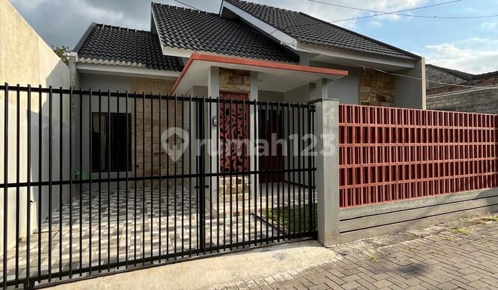 Rumah Baru Mewah - Tata Ruang Nyaman Harga Murah Di Wedomartani Ngemplak Sleman Dekat Jogjabay 