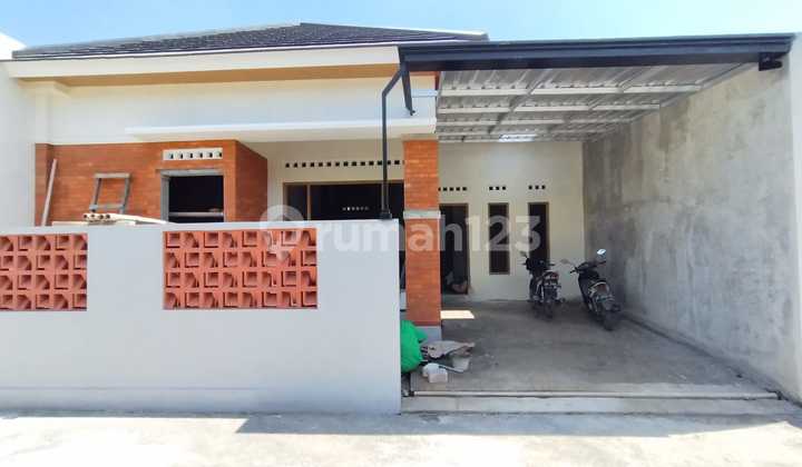 Rumah Cantik Minimalis Dalam Cluster View Sawah di Madurejo Prambanan Dekat Rsud Prambanan Rumah Cantik Minimalis Dalam Cluster View Sawah di Madurejo Prambanan Dekat Rsud Prambanan