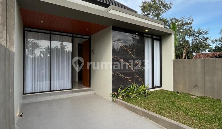 Sisa 1 Unit Saja!!!rumah Mewah Limasan Modern Kekinian - Strategis Di Jalan Kaliurang Km. 13 Ngaglik Sleman Dekat Kampus Pppg Kesenian