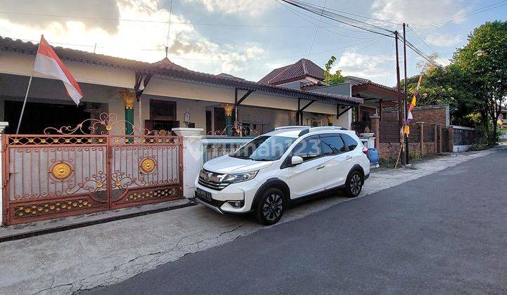 Rumah Klasik Cantik Dengan Tanah Luas Di Perumahan Jalan Kaliurang Km 13 Ngaglik Sleman Dekat Pppg Kesenian 1