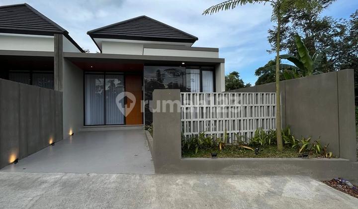 Sisa 1 Unit Saja!!!rumah Mewah Limasan Modern Kekinian - Strategis Di Jalan Kaliurang Km. 13 Ngaglik Sleman Dekat Kampus Pppg Kesenian 2