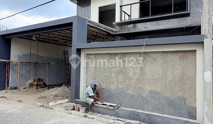 Rumah Mewah Luxury 2 Lantai Full Furnished dengan Kolam Renang di Wedomartani Ngemplak Sleman Dekat Jogjabay