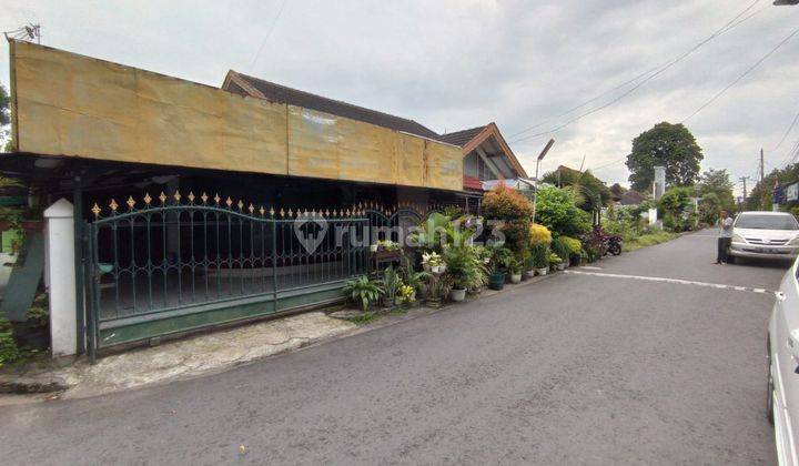 Rumah antik di pusat kota Jogja di jl jenderal sudirman  3