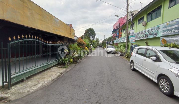 Rumah antik di pusat kota Jogja di jl jenderal sudirman  8