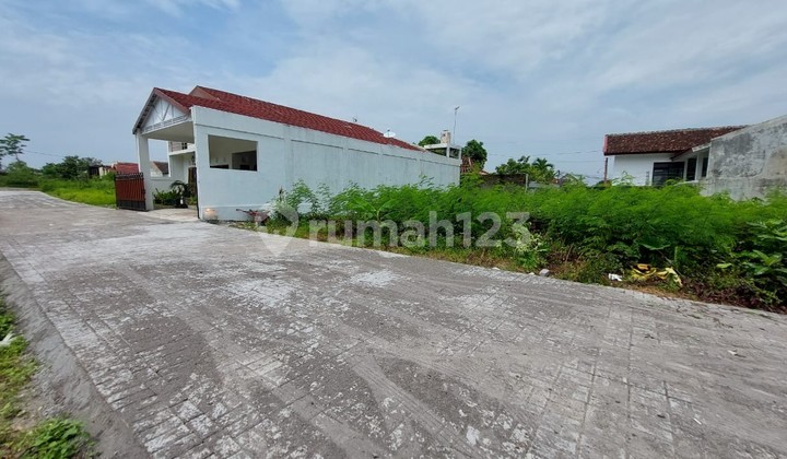Strategic Land in North Jogja Suitable for Residence & Boarding House