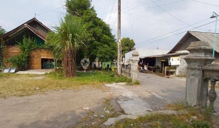 Tanah Dekat Mirota Godean Sleman Dijual Area Nogotirto