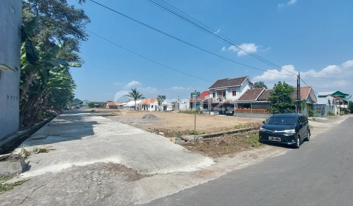 Near Jogja Bay, SHM Land 200 m², Maguwoharjo, Jogja, Suitable for Residence