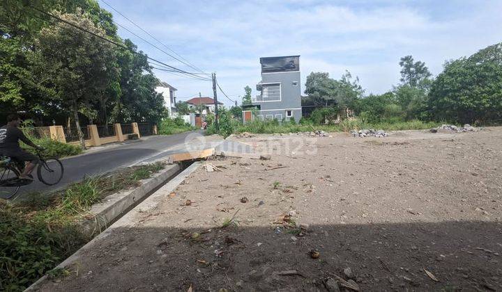 Tepi Jalan Aspal,Tanah Dekat Kampus UKRIM ,Kalasan Pas Investasi 2