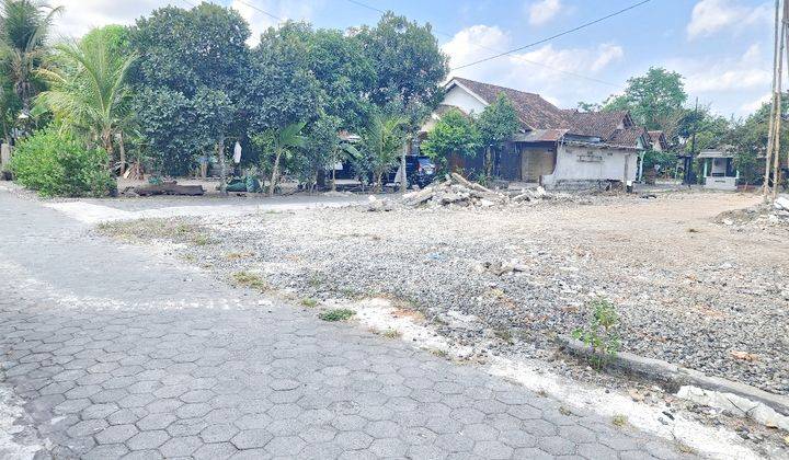 Land Common.sale Near Pasar Gentan, Sleman