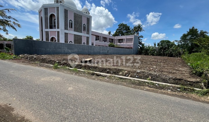 Near Maguwo Stadium – 5 Minutes to UPN, Suitable for Home & Boarding House