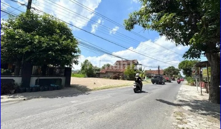 SHM Land Near Adisutjipto Airport, Suitable for Investment, Residence SHM Land Near Adisutjipto Airport, Suitable for Investment, Residence