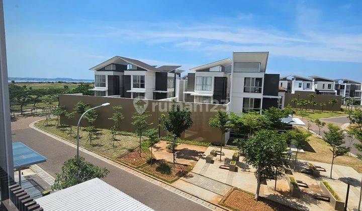 For Sale Di Jual Rumah Termewah di Pik Golf Island Cluster Mozart Ukuran 10 X 25 Lt 250 m² Lb 358 m² Tinggi 3 Lantai Nego 2