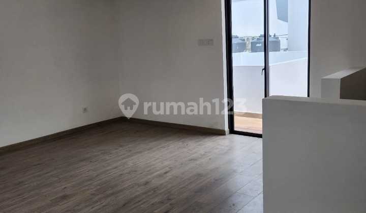 Maison De Wisteria House Cakung East Jakarta 2