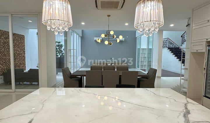 Dijual Rumah Pluit Permai, Jakarta Utara, Siap Huni, Semi Furnished, (Jalan depan rumah lebar), posisi hadap timur 1