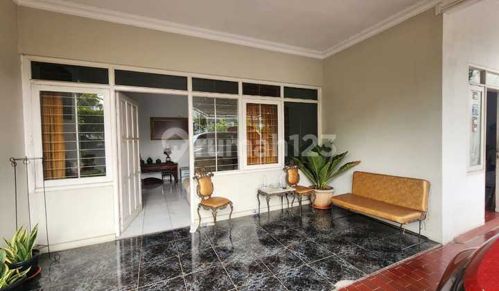 Rumah Kayuputih Jakarta Timur Bebas Banjir