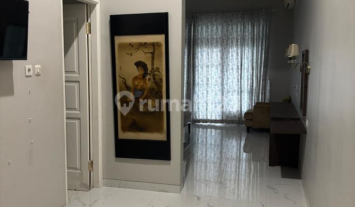 For Sale Car House Strategic Location South Jakarta 2